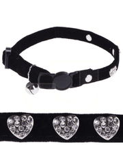 Pawise – Cat Collar Diamond Heart – Black Velvet with Safety Clip & Bell (26–30 cm)