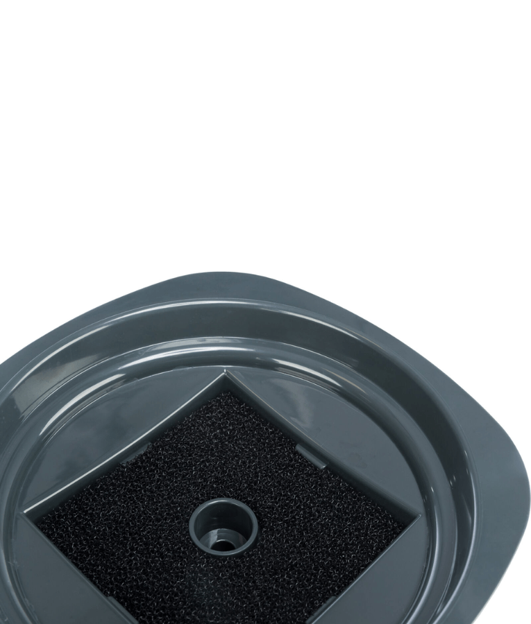 Trixie - Drinking Fountain Flower for Dogs & Cats, 2 L Circulating Water Fountain - 18.5 × 13 × 18.5 cm