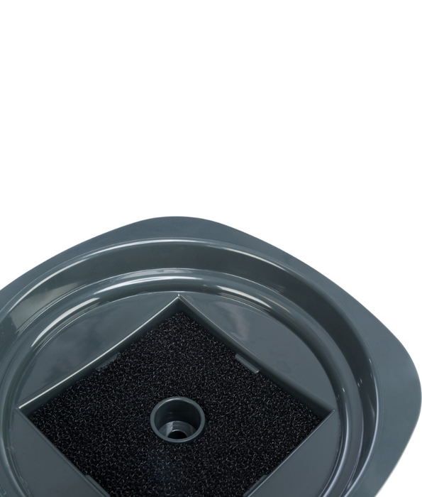 Trixie - Drinking Fountain Flower for Dogs & Cats, 2 L Circulating Water Fountain - 18.5 × 13 × 18.5 cm