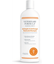 Synergy Labs - Veterinary Formula, Clinical Care Antiseptic and Antifungal Shampoo for Dogs and Cats - 473ml
