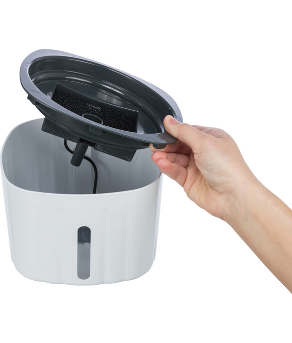 Trixie - Drinking Fountain Flower for Dogs & Cats, 2 L Circulating Water Fountain - 18.5 × 13 × 18.5 cm