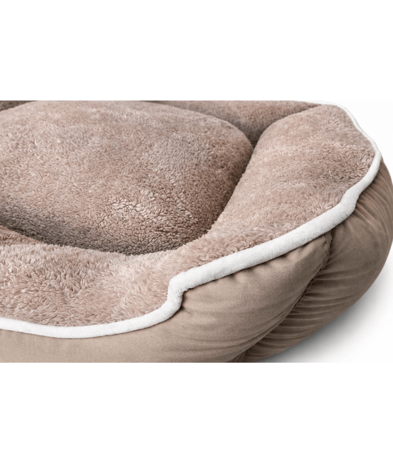 King Queen - Plush Orthopedic Rectangular Dog & Cat Bed – Washable, Soft Cushion – 85x70x20 cm close-up view showing soft textures.