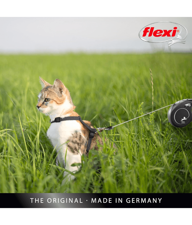 Flexi - Classic Cord Retractable Leash - XSmall 3m & Medium 8m Cord up to 20kg - Black